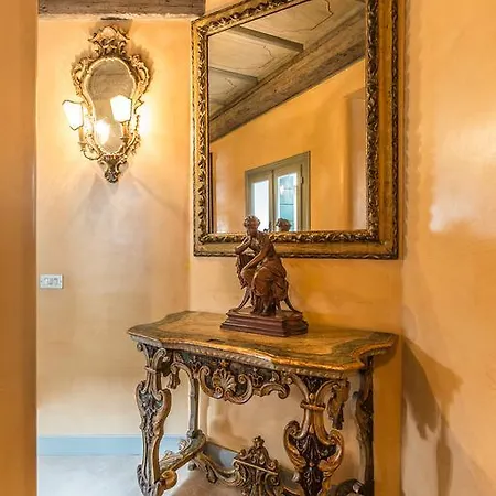 דירה The Venetian Penthouse ונציה
